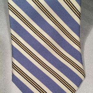 Brooks Brothers pure silk 346 blue striped necktie